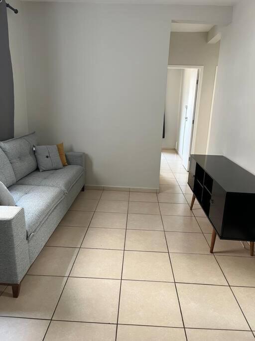 Apto Zona Sul 2 Vagas De Garagem * Uberlandia